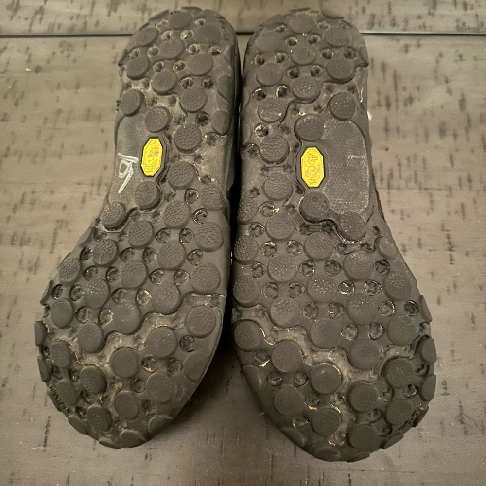 New Balance Minimus Men’s Black Trail Shoes - Picture 6 of 7